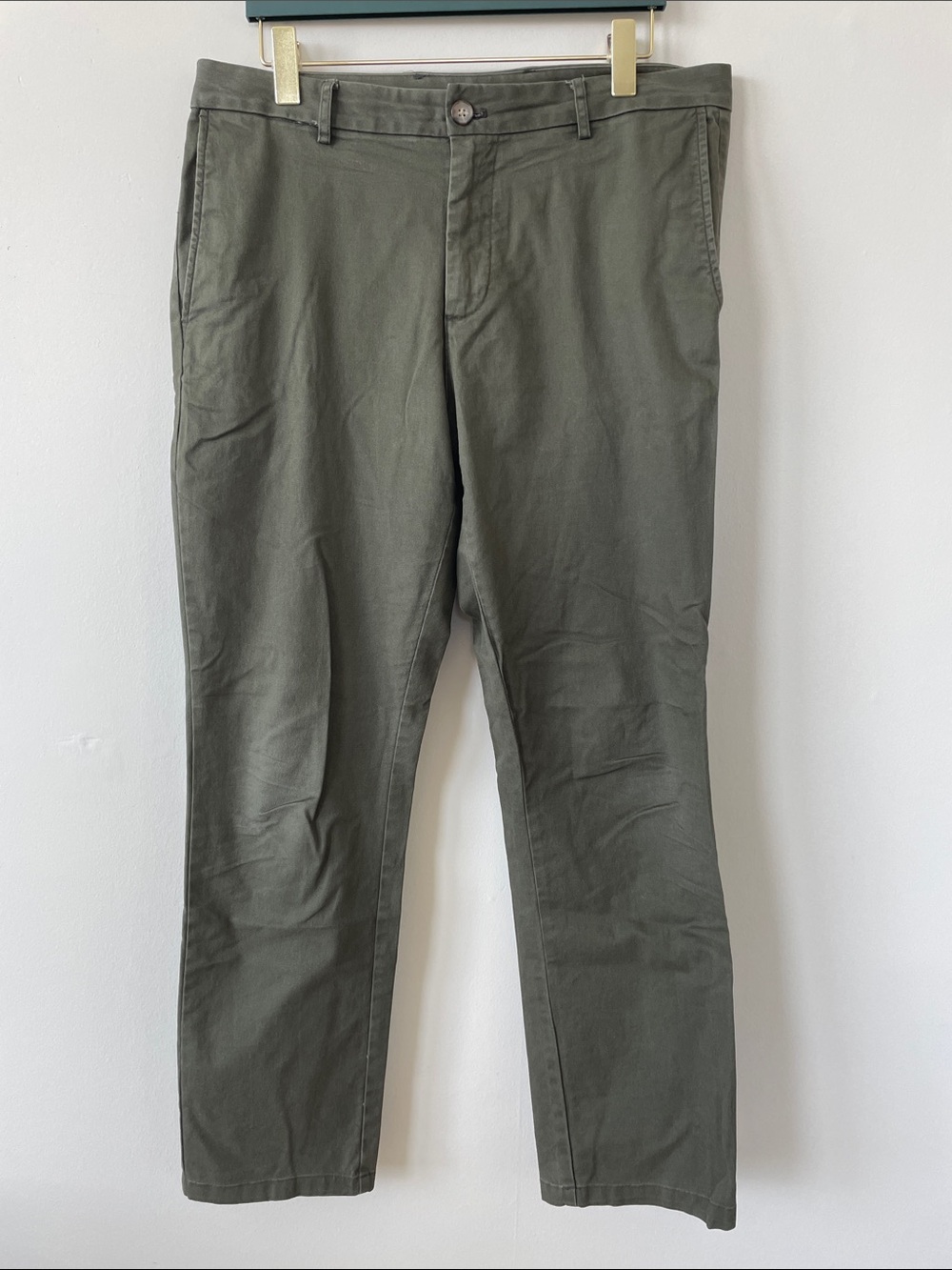 Old Navy Olive Chino Pants for Men